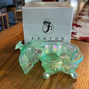 Fenton green glass vintage trinket dish with lid.